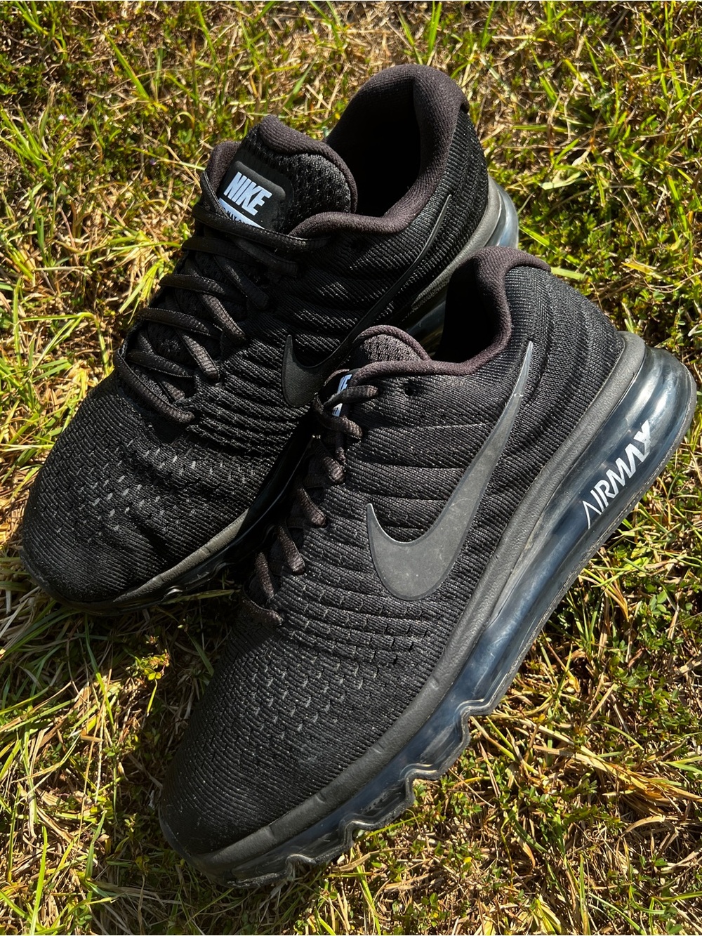 CLEAN Nike size 7.5 Mens Air Max 2017 Black running shoes